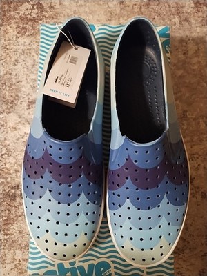 Native Miles Slip-On Shoes Blue Wave Graphic Men's Size 11 Water Shoes Beach NEW