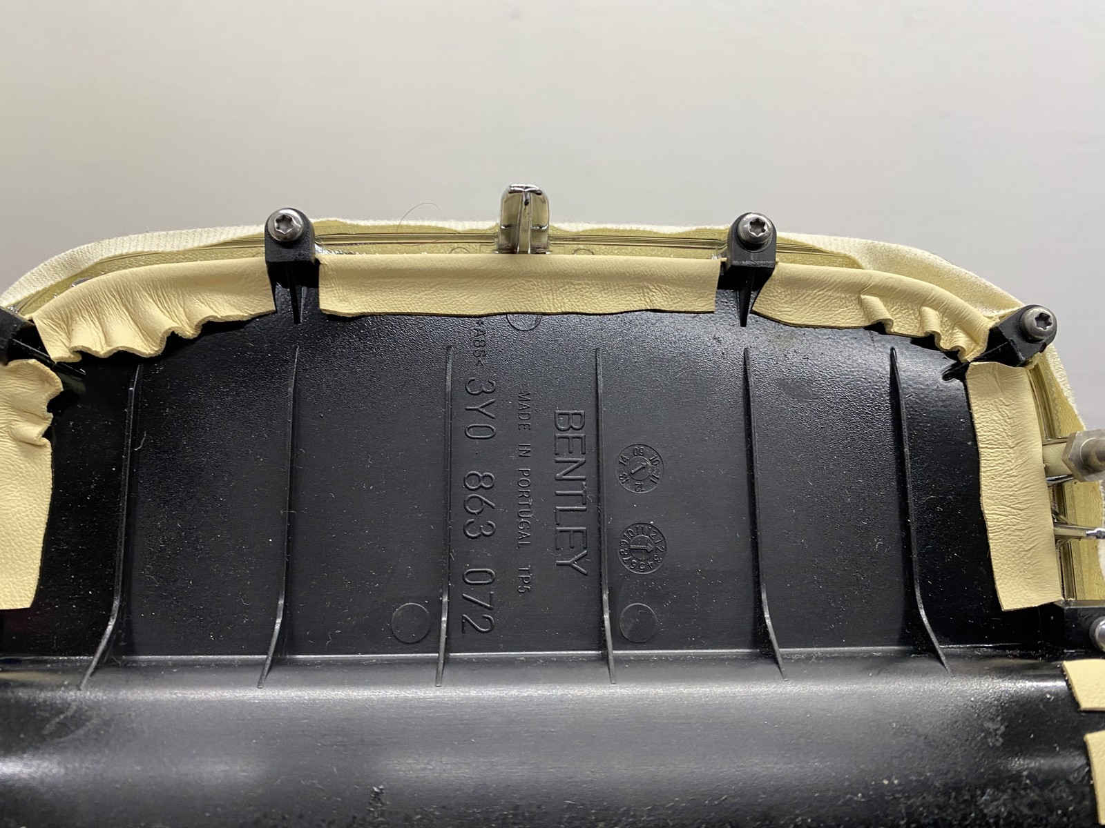 2010-2020 BENTLEY MULSANNE FRONT LEFT RIGHT CENTER CONSOLE ARMREST SET *WEAR*