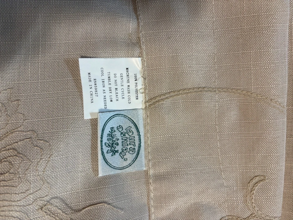 Panel de cortina floral bordado beige Laura Ashley 83x37 Foto 4 de 4