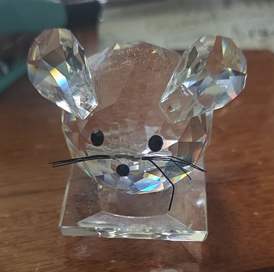 Unmarked Clear Faceted Crystal Mouse Figurine Animal Theme Mouse Subject