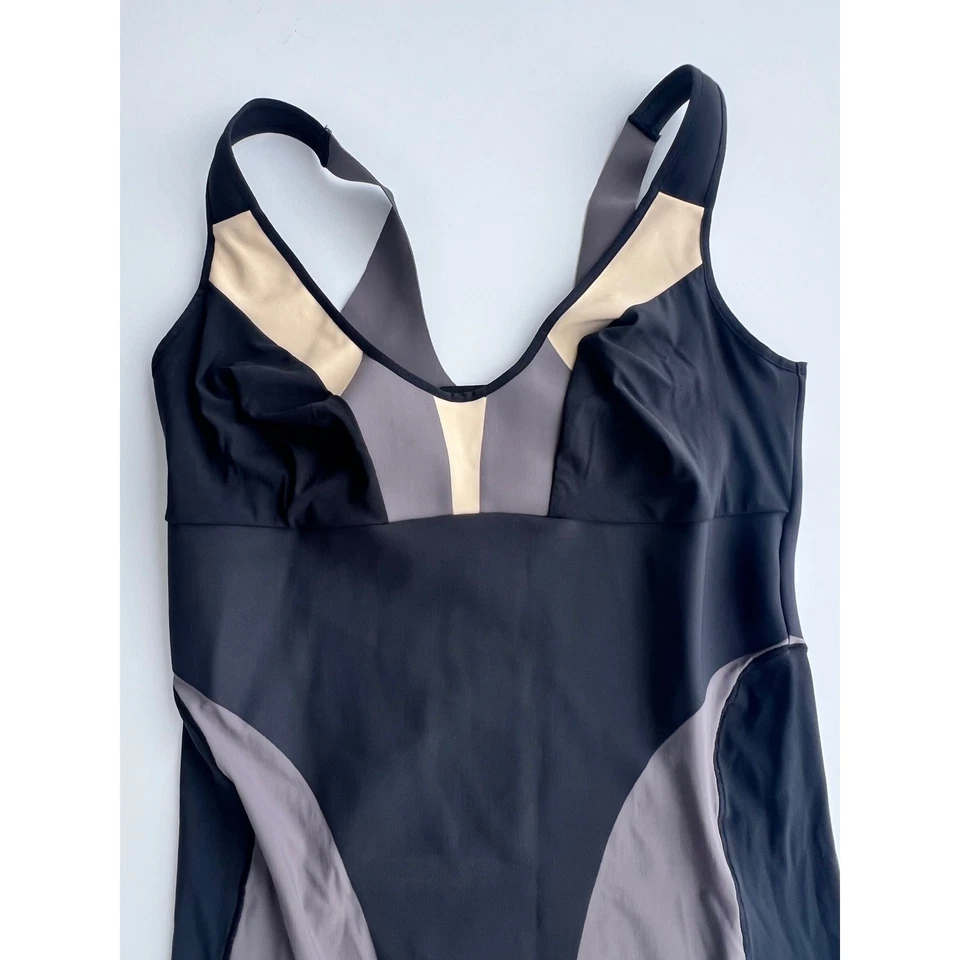 Cynthia Rowley 修身连衣裙 38B 黑色灰色拼色无袖迷你塑身衣 — 第 2/4 张图片