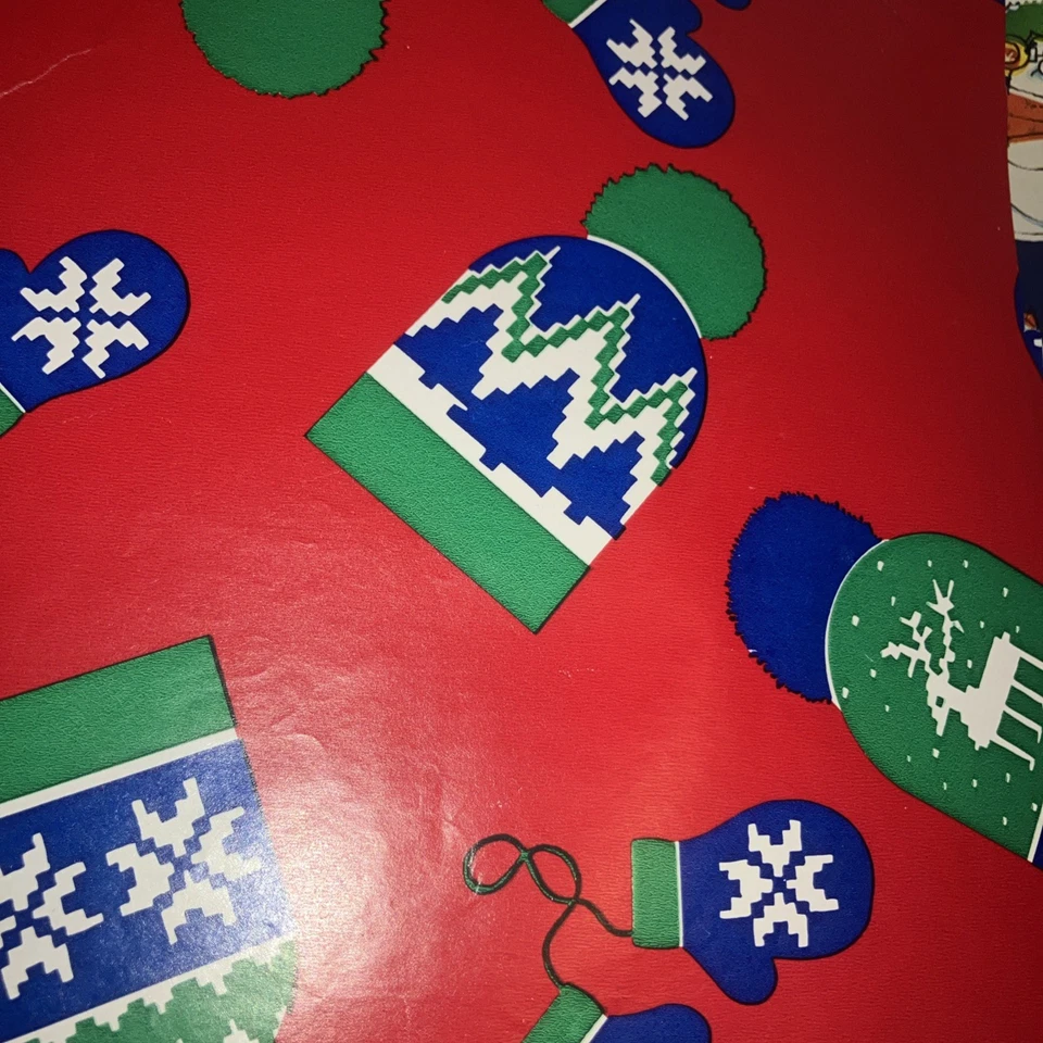 CHRISTMAS - HOLIDAY Golden-Edged POINSETTIA 100% COTTON HOFFMAN - Quilts, Crafts - Image 2 of 2