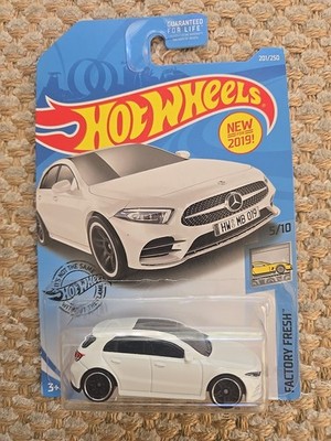 2019 HOT WHEELS Mercedes-Benz A Class White Car Factory Fresh