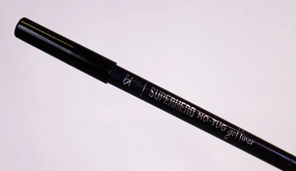 NWB It Cosmetics Superhero No-Tug Gel Liner- Powerful Plum Purple 0.042 oz - Image 2 of 3