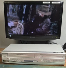 Sylvania DV220SL8 Video Cassette Recorder / DVD VCR Combo Player No Remote Works