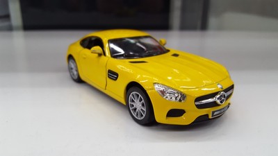 kinsmart mercedes amg gt