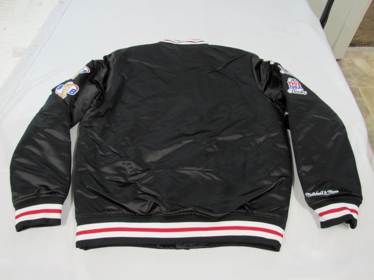 s-l1200.jpg s-l1200.jpg