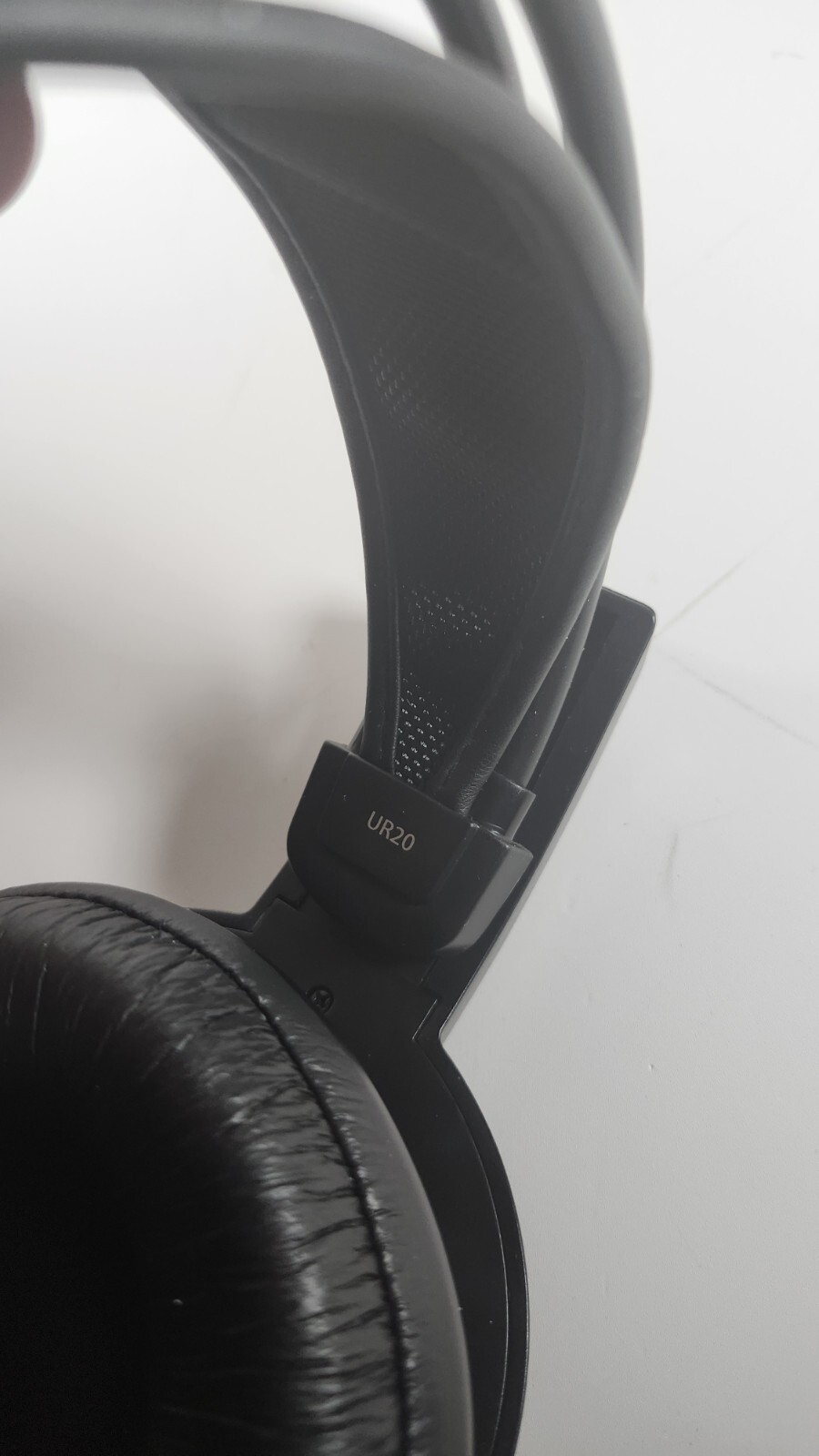 Koss UR20 Over-Ear Headphones, Flexible Sling Headband, Black