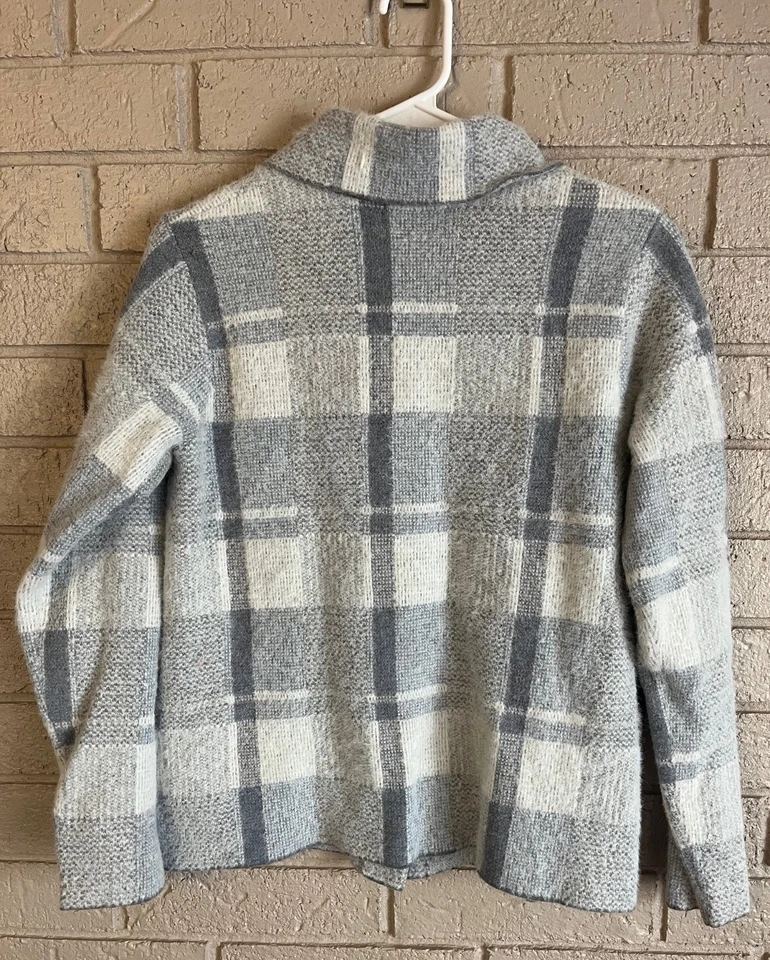 Chaqueta difusa con botones Rachel Zoe para mujer talla mediana usada Foto 2 de 4