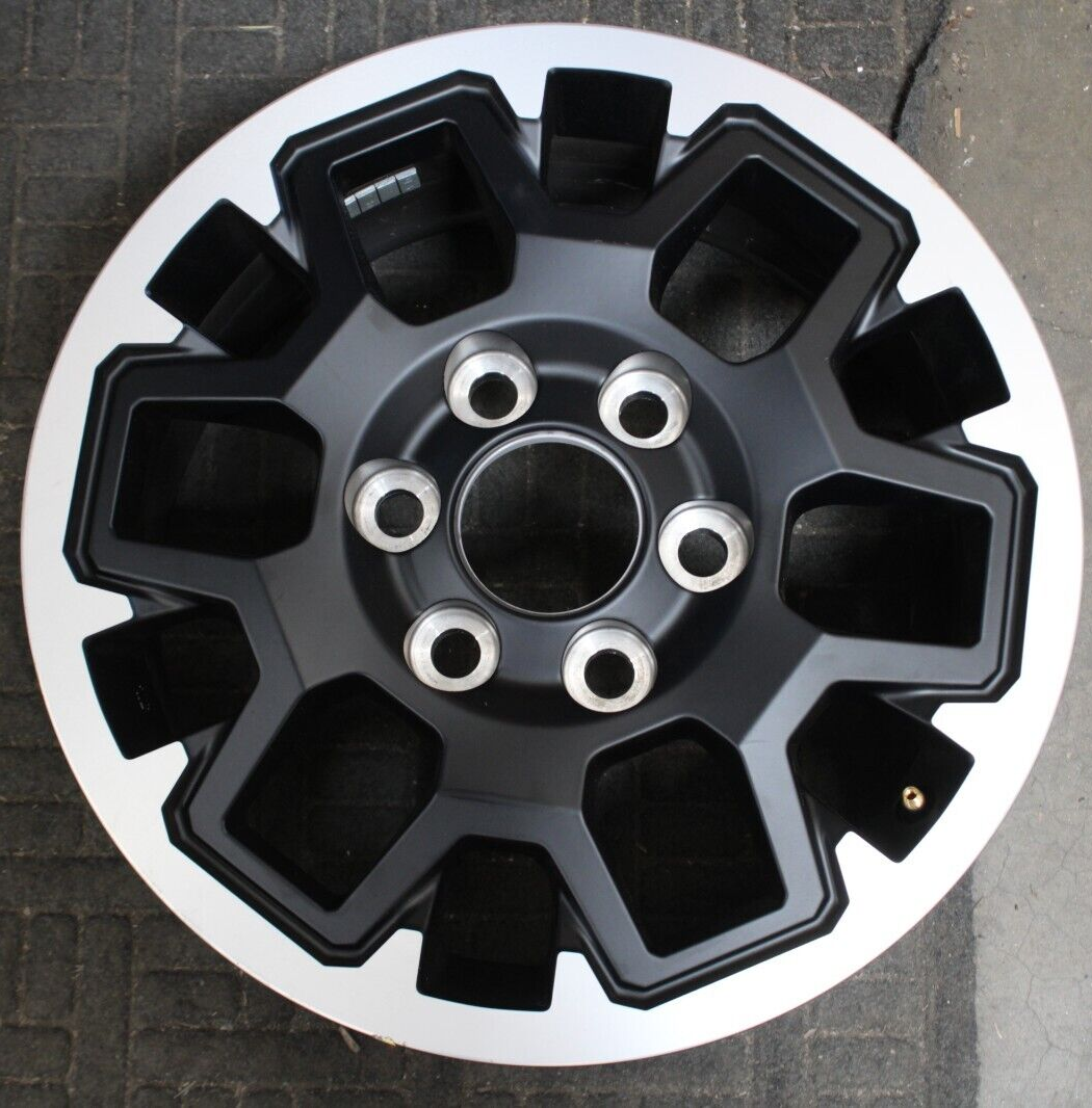 24 25 TOYOTA TACOMA TRD TRAILHUNTER 17X7.5 17