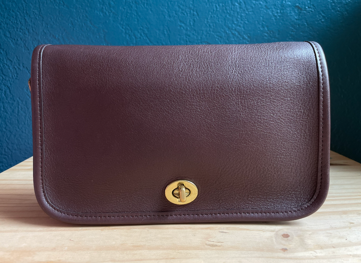 Vintage Coach Pocket Purse 9755 Shoulder Bag Mahogany Leather No