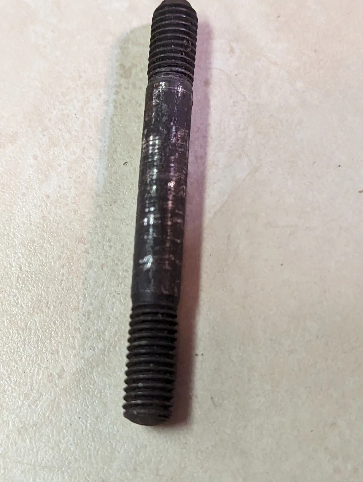 Perno para cárter de moto de nieve Arctic Cat 3000-273 '71 - '75 EXT Puma Panther Foto 2 de 2