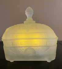 Indiana Glass Tiara Frosted White Bee Box