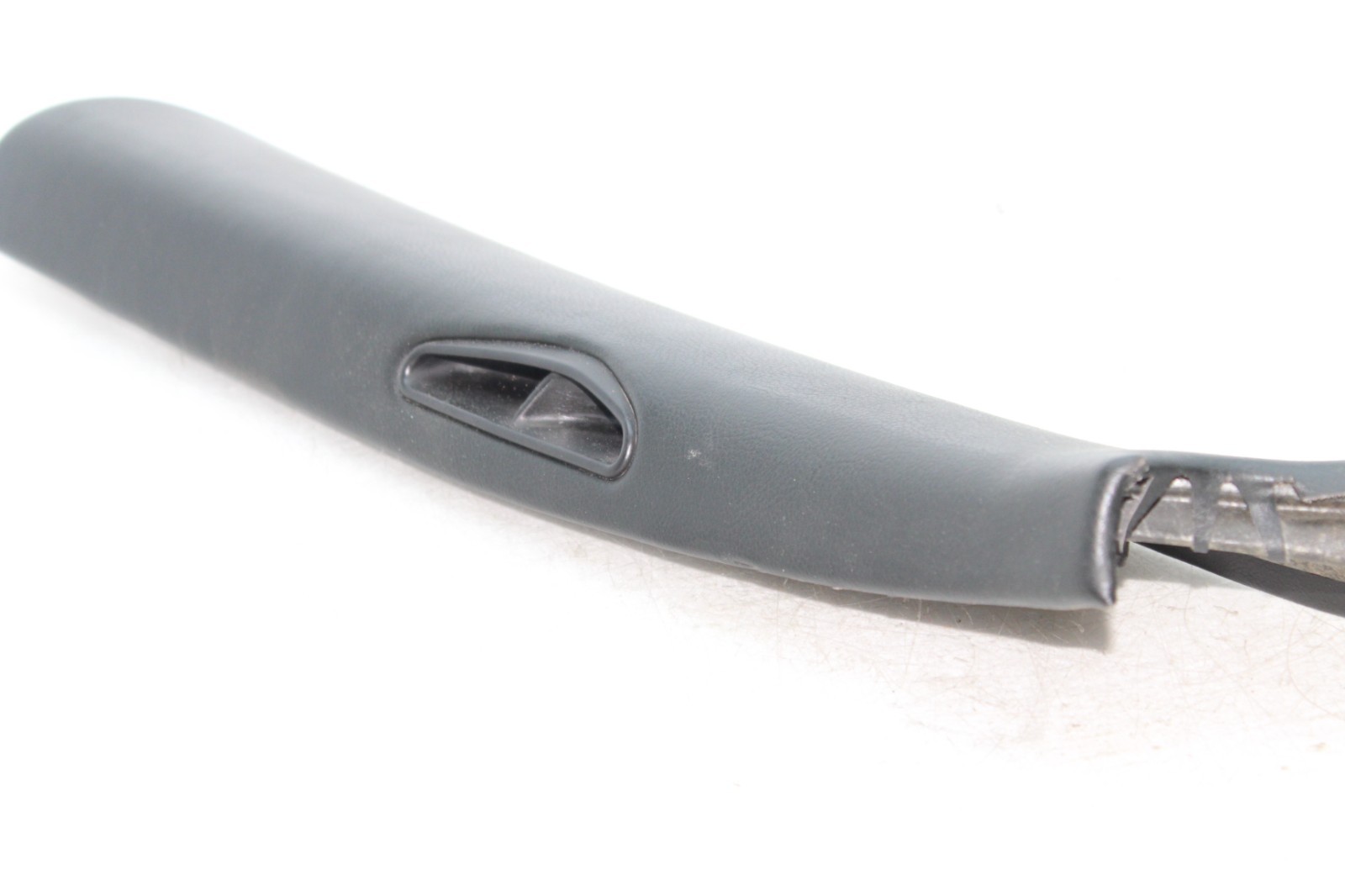 02-07 MASERATI M138 COUPE 4200 SPYDER DRIVER LEFT A PILLAR TRIM PANEL T6698