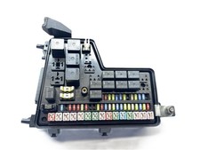 Engine Fuse Box Relay 2005 Ram 1500 04-05 Ram...