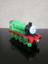 Thomas Friends Take Along Magnetic Diecast Henry Train Engine 2002