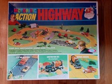 VINTAGE 1968 IDEAL MOTORIFIC ACTION HIGHWAY 87 COMPLETE WITH ONE CAR 4705