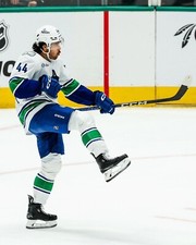 Kiefer Sherwood Overtime Comeback Goal Vancouver Canucks 8x10 NHL Hockey Photo