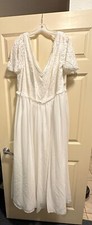 Women’s Plus Wedding Dress