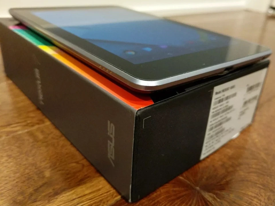 ASUS Google Nexus 7 2012 32GB with leather magnetic case & original box - Image 3 of 4