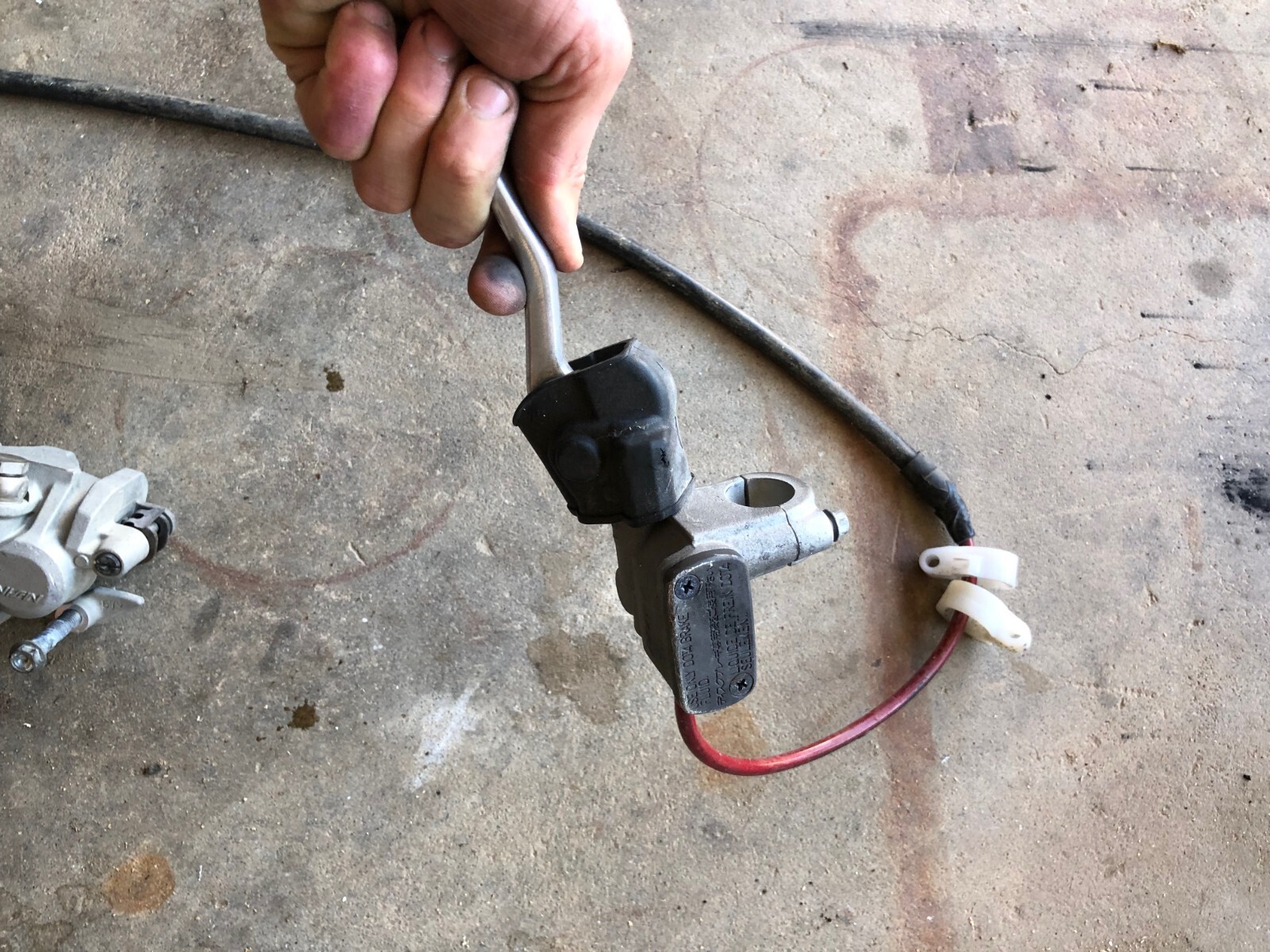 2005 HONDA CRF450R OEM NISSIN FRONT BRAKE CALIPER MASTER CYLINDER