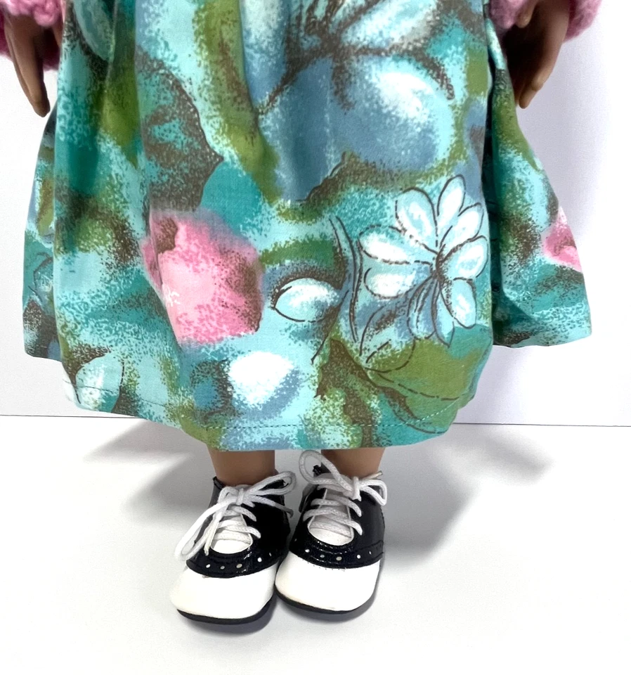 Muñeca Battat 18 pulgadas 1998 pelo rubio; ojos azules; suéter rosa/vestido con flores/zapatos Foto 4 de 4