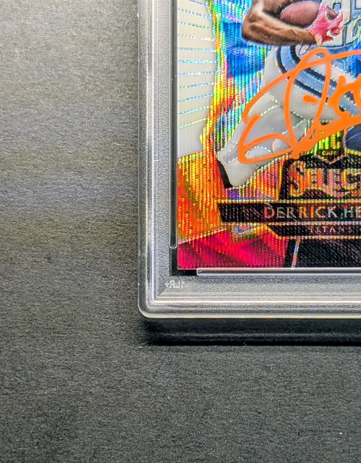 DERRICK HENRY Rookie Auto 2016 Select Tri-Color Prizm PSA 10 Gem Mint Auto RC SP view 4