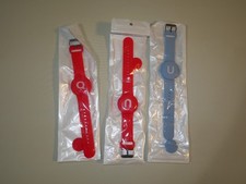 Light Blue "U" AirTag Wristband for Kids   New in Packaging