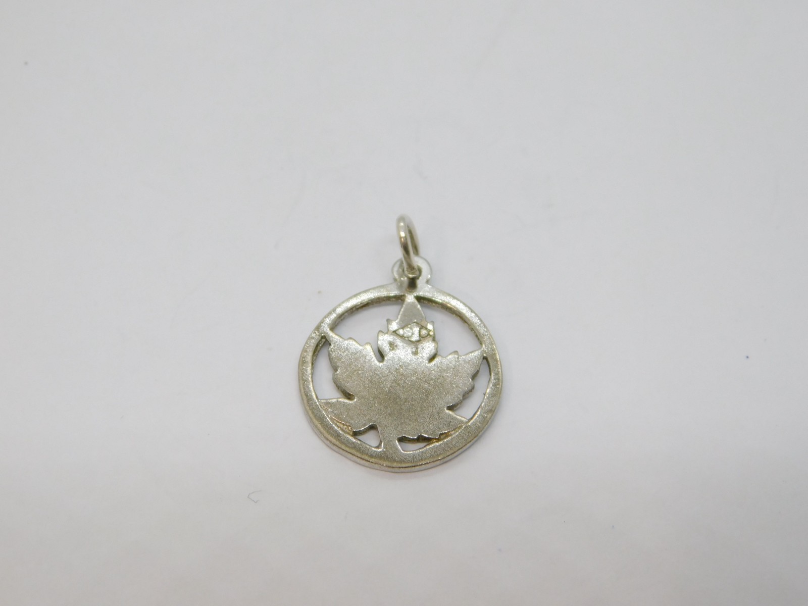 Sterling Silver Maple Leaf Cutwork Round Charm Pe… - image 5