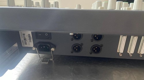 Solid State Logic X-Desk Mixer Sommario Analogico Console Desktop Usato Pro Audi0 - Foto 4 di 4
