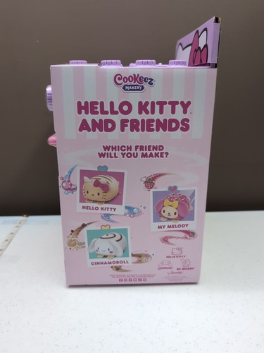Hello Kitty and Friends Oven Treatz Treats Mix & Make a Plush Best Friend! - Picture 4 of 6