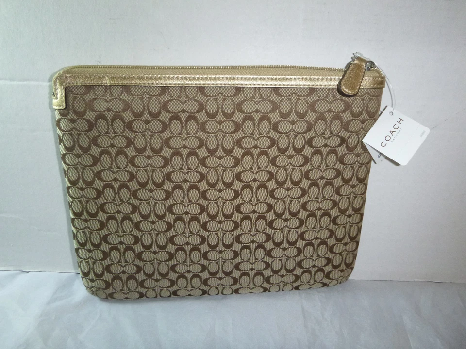 Funda COACH F61035 Signature Tablet iPad Nueva Con Etiquetas Foto 4 de 4