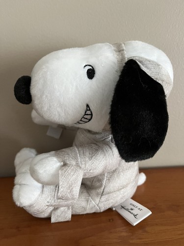 Hallmark Snoopy Halloween Plush Toy Stuffed Animal Doll Mummy Collectible 7" - Picture 5 of 7