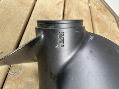 Evinrude Johnson OMC Propeller 13.75 X 13 0765181 765181 for sale 