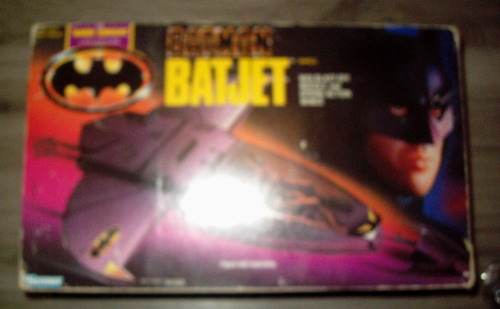 BatJet 1990 Batman The Dark Knight Collection w/Box Figure bob the goon hat used - Picture 1 of 4