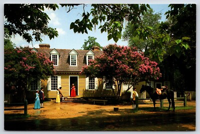 Virginia Colonial Williamsburg Brush-Everard House Vintage Postcard Continental