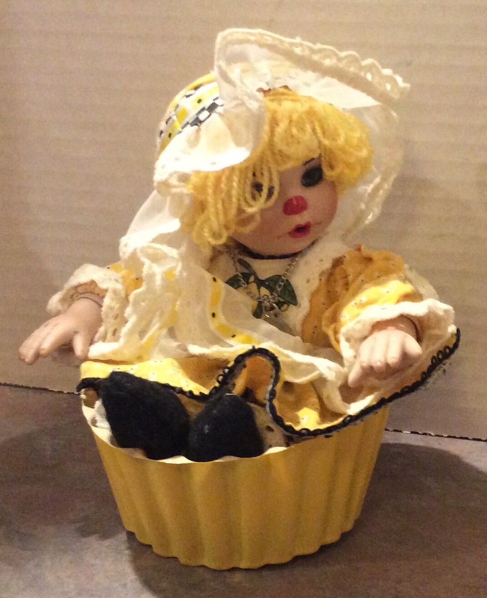 Collectible Dolls Marie Osmond Doll Yellow Yarn Hair Vintage