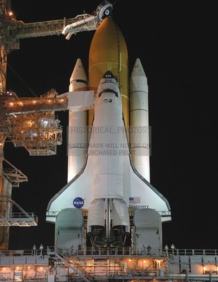SPACE SHUTTLE DISCOVERY LAUNCH PAD 39B 2005 8.5X11 PHOTO