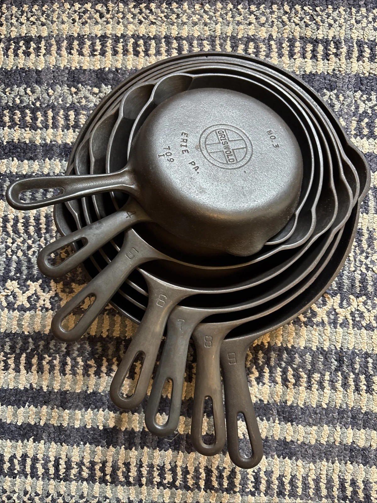 Vintage Griswold Matched 3,4,5,6,7,8,9 Small Logo Grooved Cast Iron Skillet Set