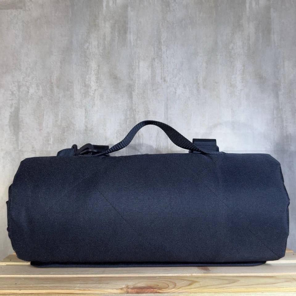 Columbia Waterproof Packable Outdoor Blanket 72”x72” - Image 2 of 4