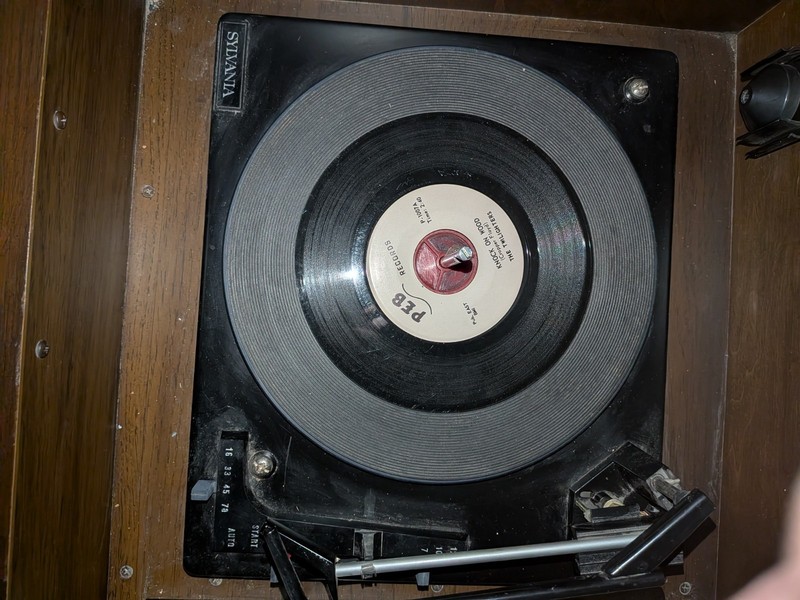 vintage slyvania stereo and record player