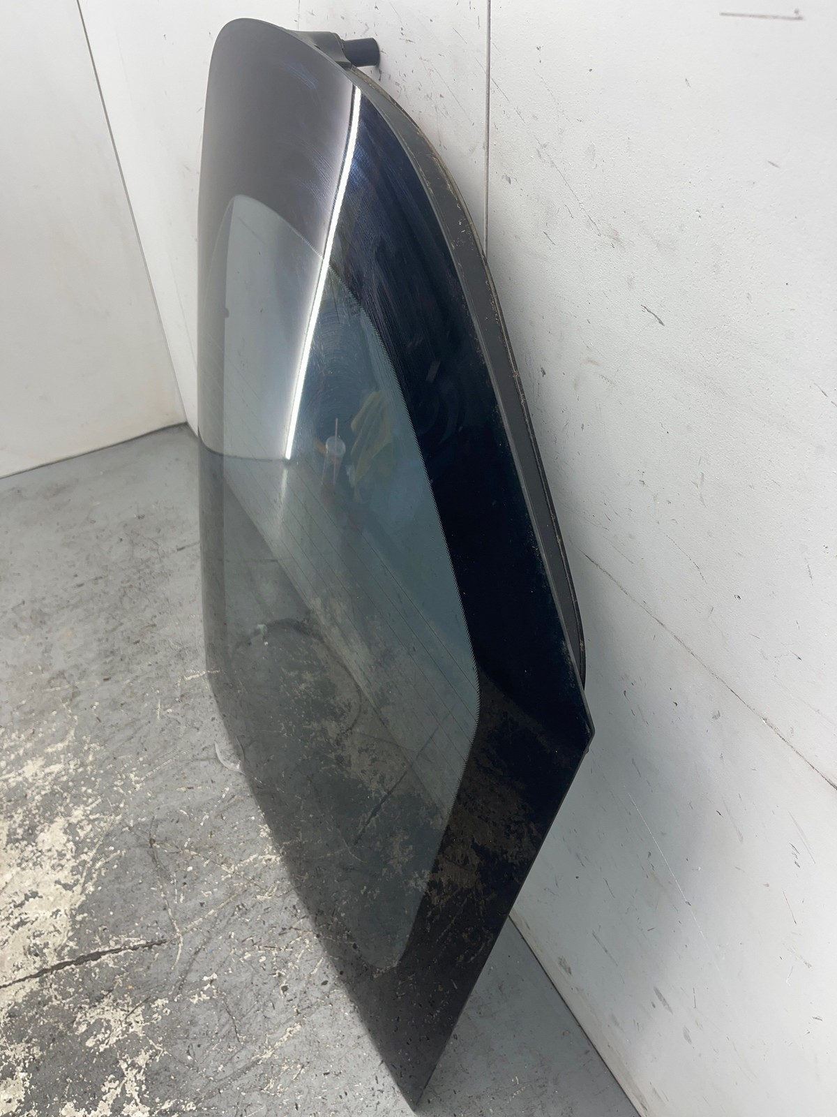 2014-2019 BMW I8 OEM REAR TRUNK HATCH DECK LID W/GLASS