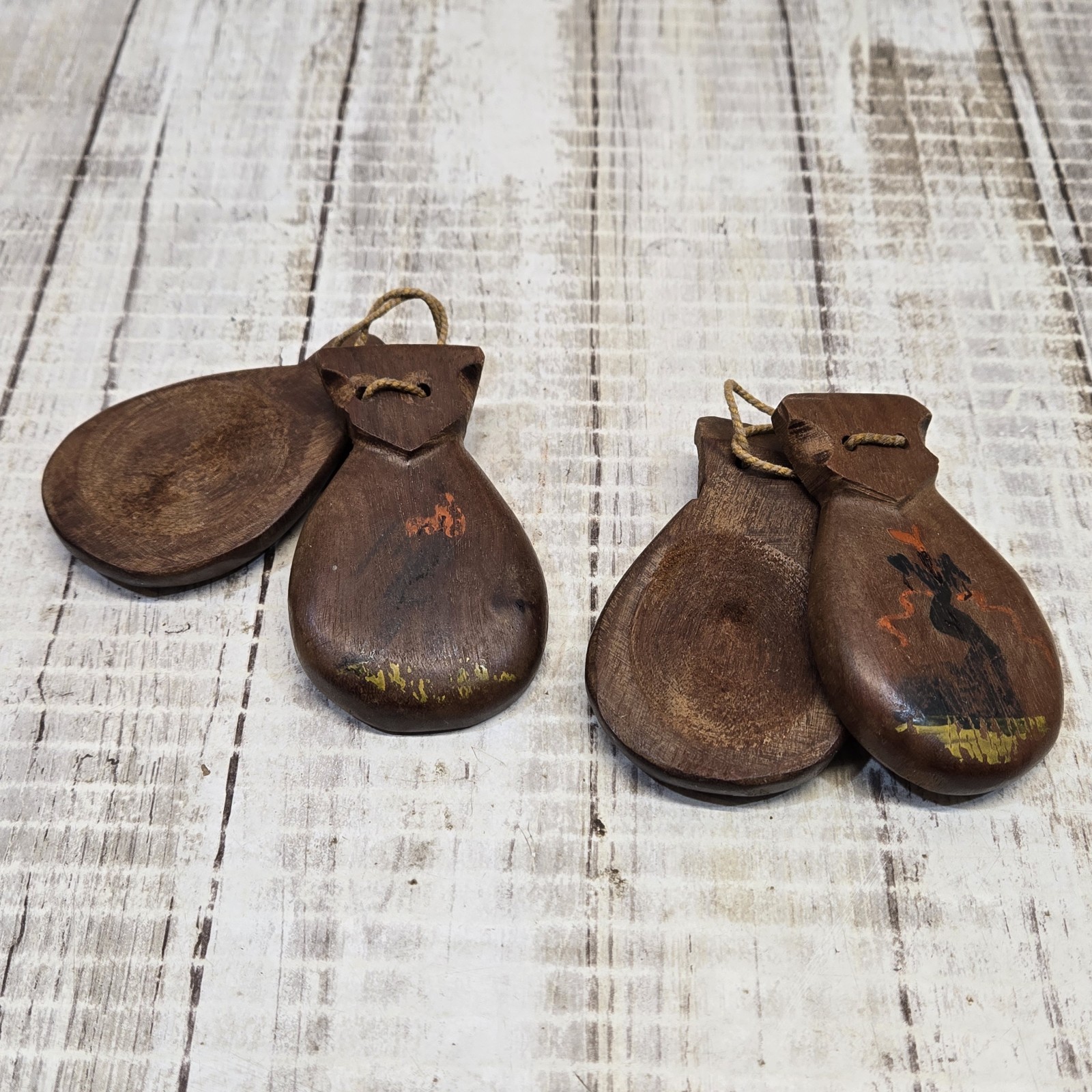Set Of 2 Castanets Wooden Percussion Rustic Spanish Castanuelas VTG Rare HTF 