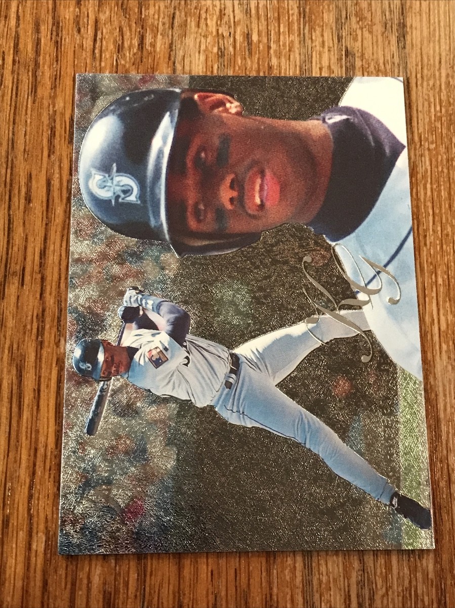 1995 Flair #81 Ken Griffey Jr. Mariners NO NAME ON FRONT NNOF