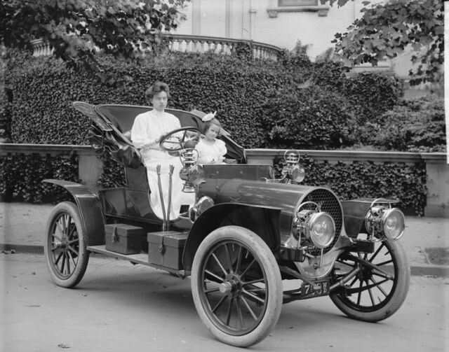 1906 Franklin automobile 14 x 11" Photo Print