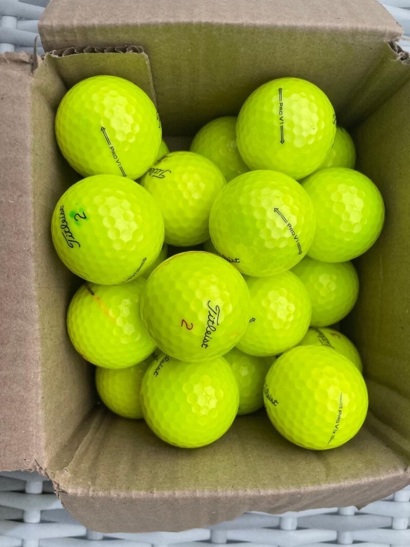 20 titleist prov 1/x yellow golf balls pearl/grade A condition majority