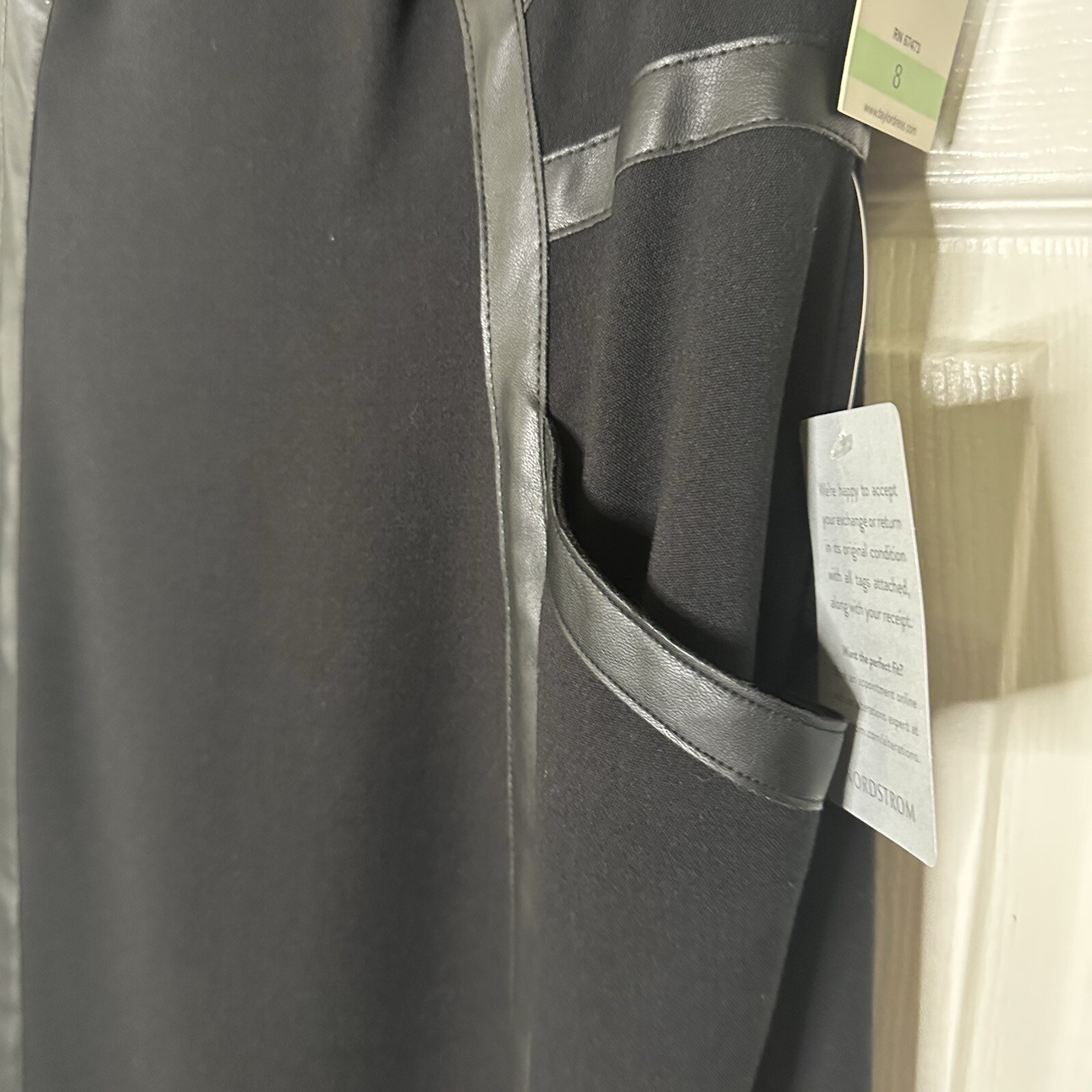 TAYLOR Women's Sleeveless Dress Faux Leather Trim Pockets Black Mini Sz 8 Medium