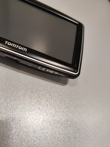 TomTom XXL Classic GPS Navigation System Maps Black Not Working For Parts - Picture 3 of 13