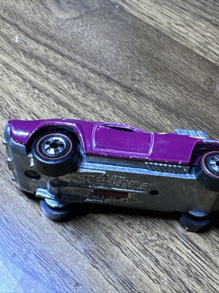 Vintage 1974 Hot Wheels Redline Rodger Dodger Plum W/ Flames Flying