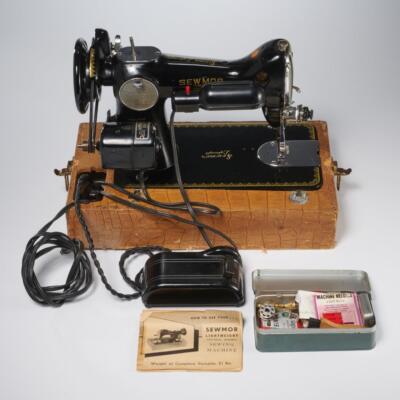 Vintage Sewmor 505 